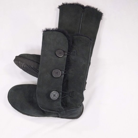 UGG Shoes - Worn Once Bailey Button Triplet II Uggs